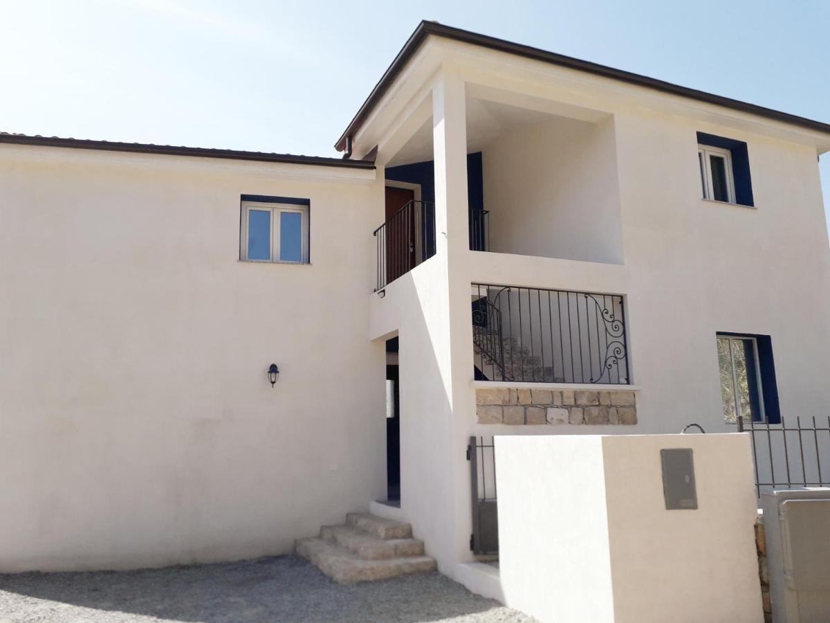 Casa Vacanze Gioema Santa Maria Navarrese Exterior photo